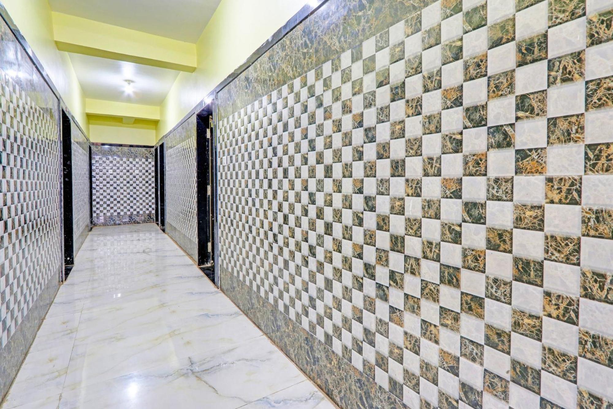 Hotel O Pankaj Hotel & Lodge Gangapur  Eksteriør bilde